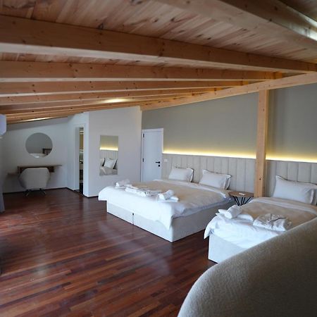 Biond Hotel Призрен Екстериор снимка